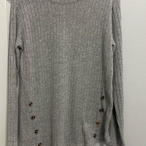 Gray Ribbed Sweater with Button Accents size M